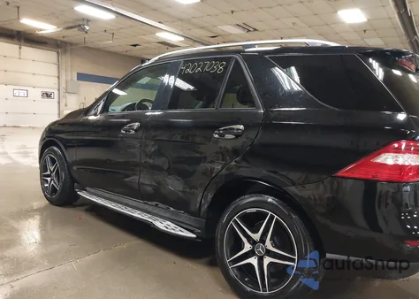 2015 Mercedes-Benz Ml 350 4Matic z USA, uszkodzony, nr VIN 4JGDA5HB8FA480935